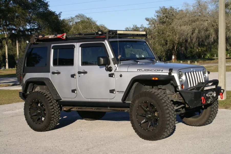 Jeep EMP Defender